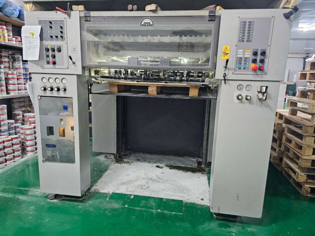 R700-3