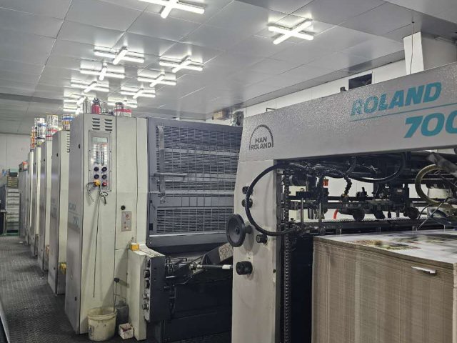 R700-9